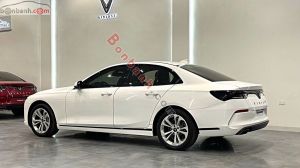 Xe VinFast Lux A 2.0 Tiêu chuẩn 2022