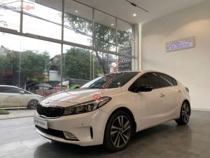 Xe Kia Cerato 2.0 AT 2017