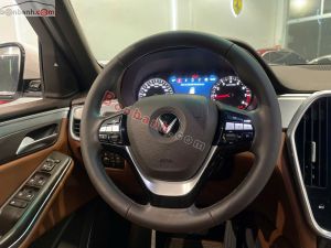Xe VinFast Lux SA 2.0 Premium 2.0 AT 2021