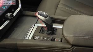 Xe VinFast Lux SA 2.0 Plus 2.0 AT 2021
