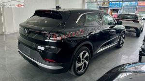 Xe VinFast VF8 Eco 2023