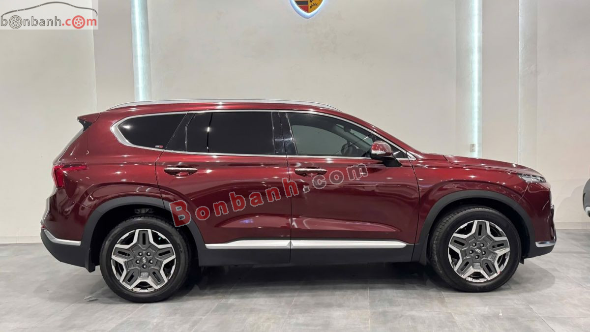 Hyundai SantaFe Cao cấp 2.2L HTRAC 2024