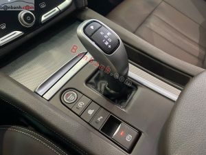 Xe VinFast Lux A 2.0 Base 2.0 AT 2021