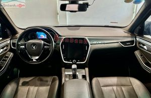 Xe VinFast Lux SA 2.0 Plus 2.0 AT 2020