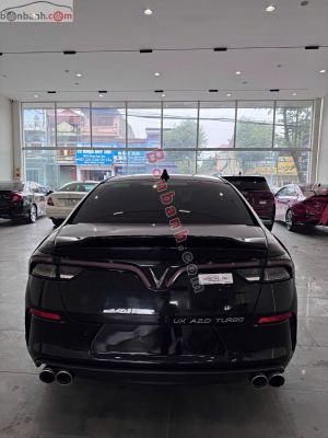 Xe VinFast Lux A 2.0 Tiêu chuẩn 2022