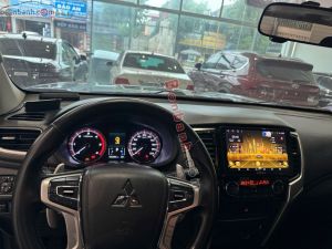 Xe Mitsubishi Triton 4x2 AT Mivec Premium 2021