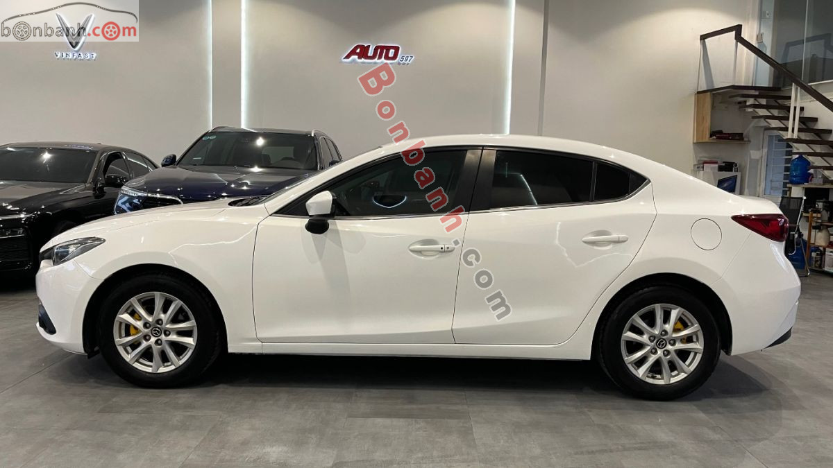 Mazda 3 1.5 AT 2017