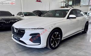 Xe VinFast Lux A 2.0 Base 2.0 AT 2020