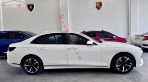Xe VinFast Lux A 2.0 Base 2.0 AT 2020