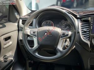 Xe Mitsubishi Triton 4x2 AT Mivec 2022
