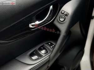 Xe Nissan X trail 2.5 SV Luxury 4WD 2021