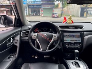Xe Nissan X trail 2.5 SV Luxury 4WD 2021